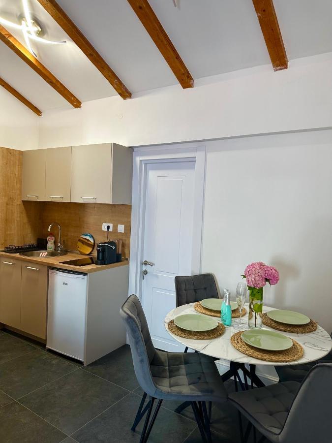 Lobov View Apartment *
